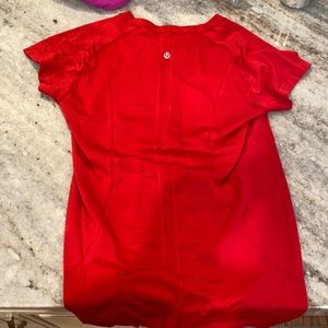 lululemon red shirt